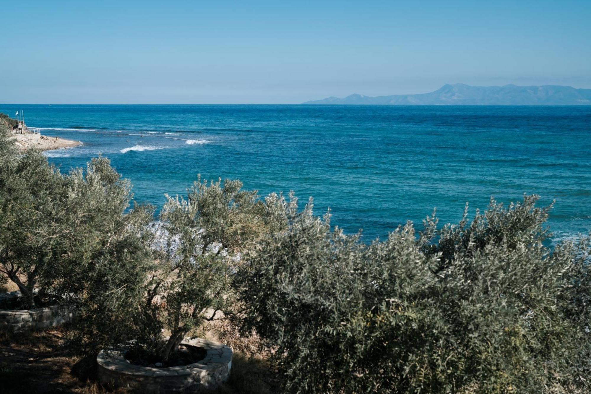 Aegean View Villa Loutra Elevtheron Bagian luar foto
