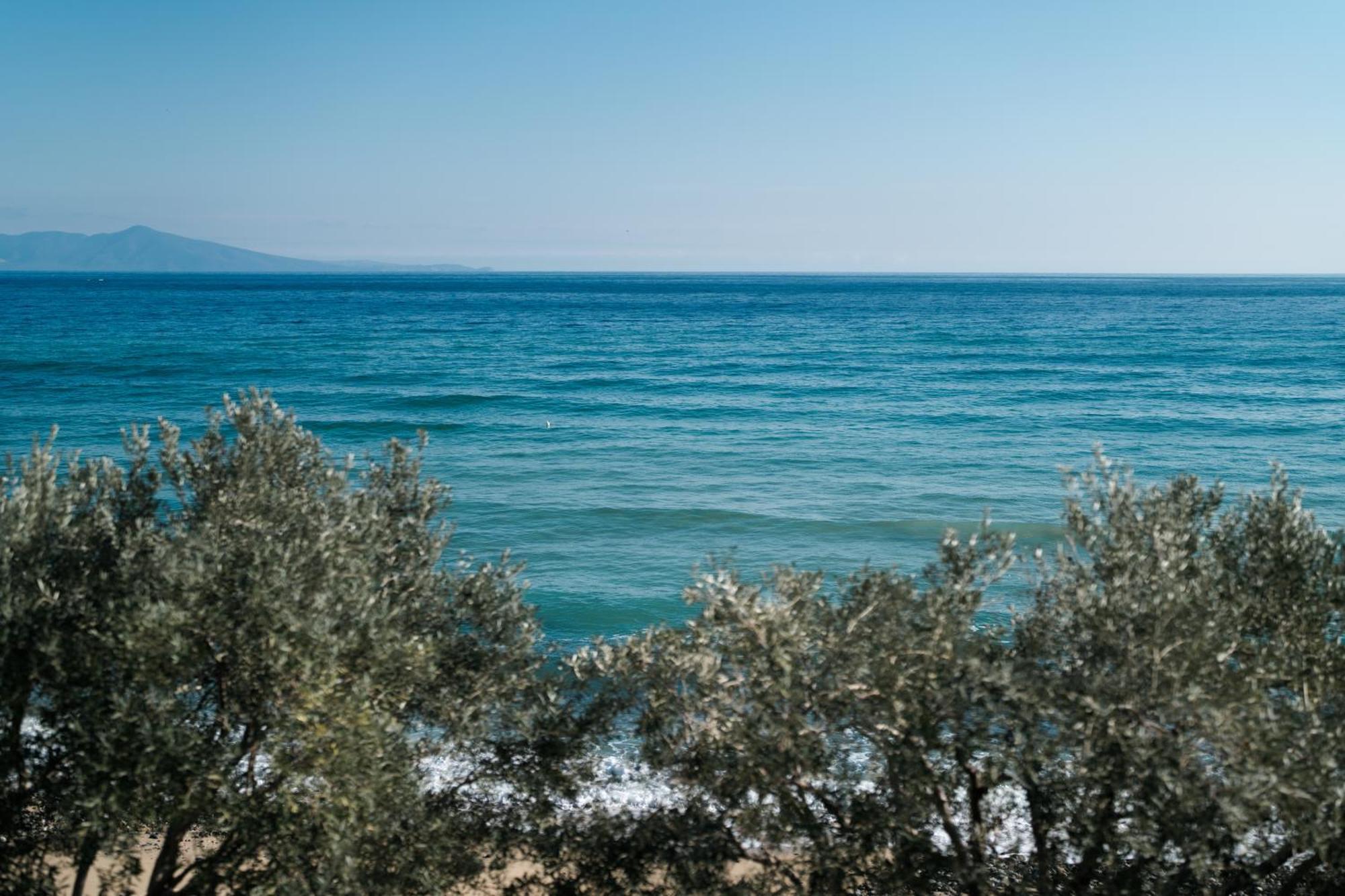 Aegean View Villa Loutra Elevtheron Bagian luar foto