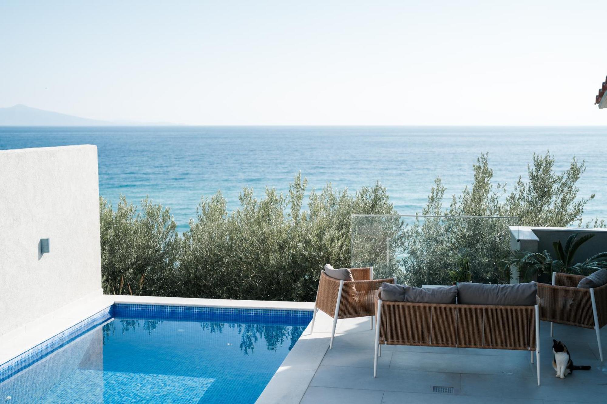 Aegean View Villa Loutra Elevtheron Bagian luar foto