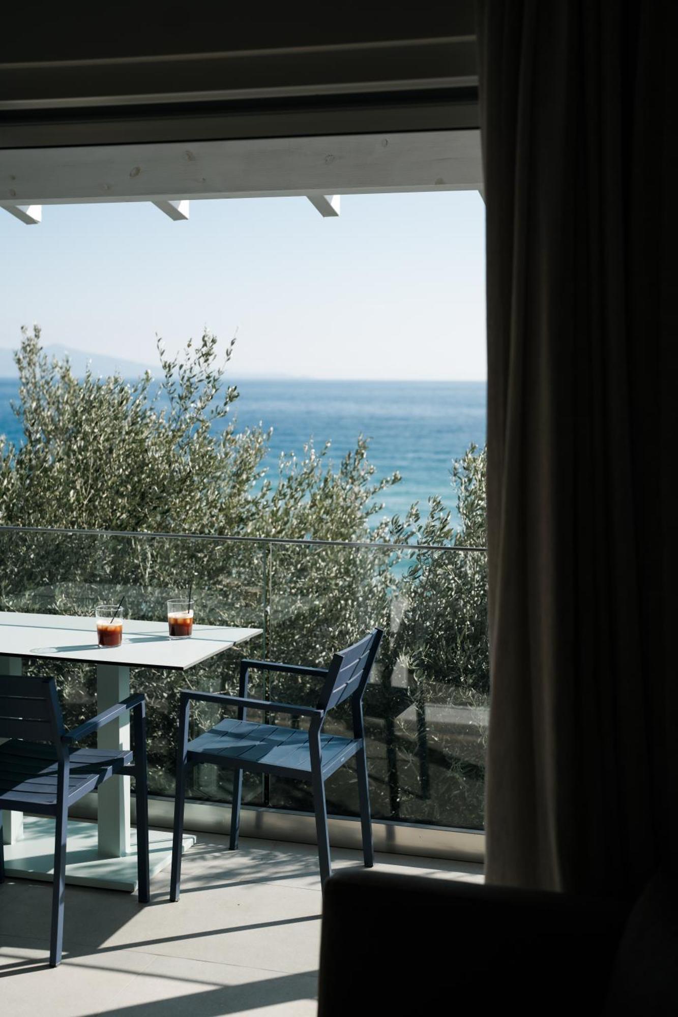 Aegean View Villa Loutra Elevtheron Bagian luar foto
